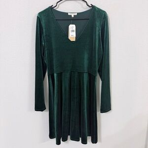 Copper Key Emerald Velvet V-Neck Dress